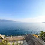 Lägenhet Le Due Agavi Gargnano